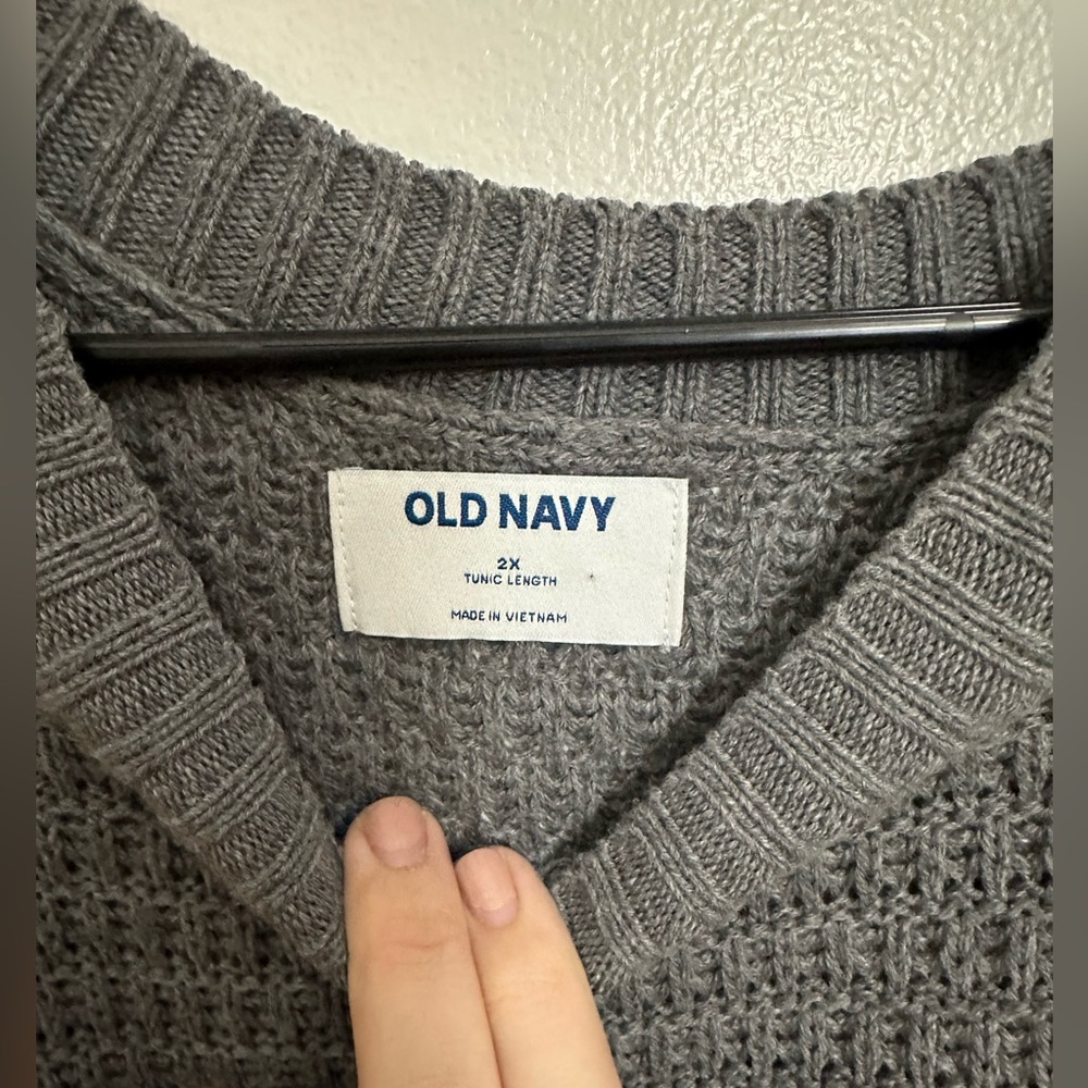 Old Navy 2X gray tunic long sleeve cable knit sweater